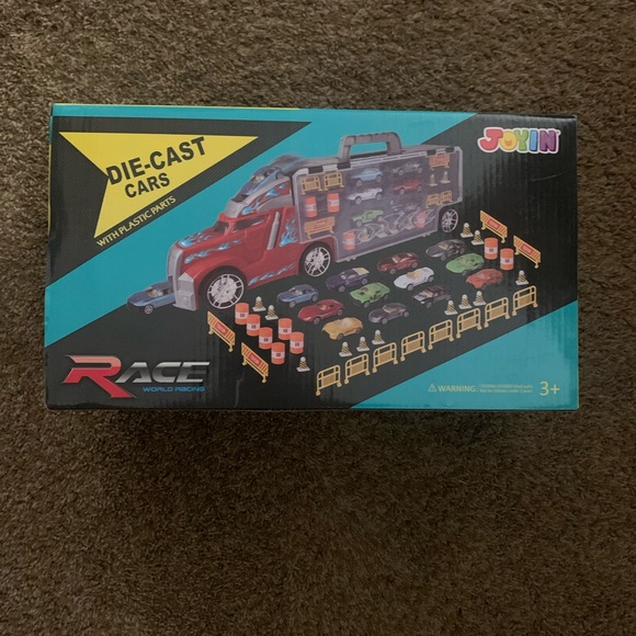 21 inch Transport car carrier toy truck incl 12 die cast toy cars New in Box - Picture 2 of 2